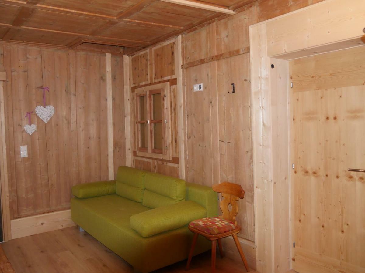 Appartement Haus Dilitz-Theiner - Bachbluete à Nauders Extérieur photo