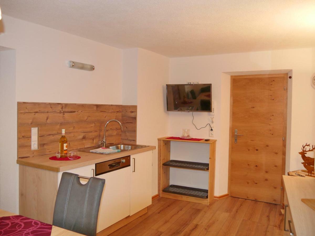 Appartement Haus Dilitz-Theiner - Bachbluete à Nauders Extérieur photo