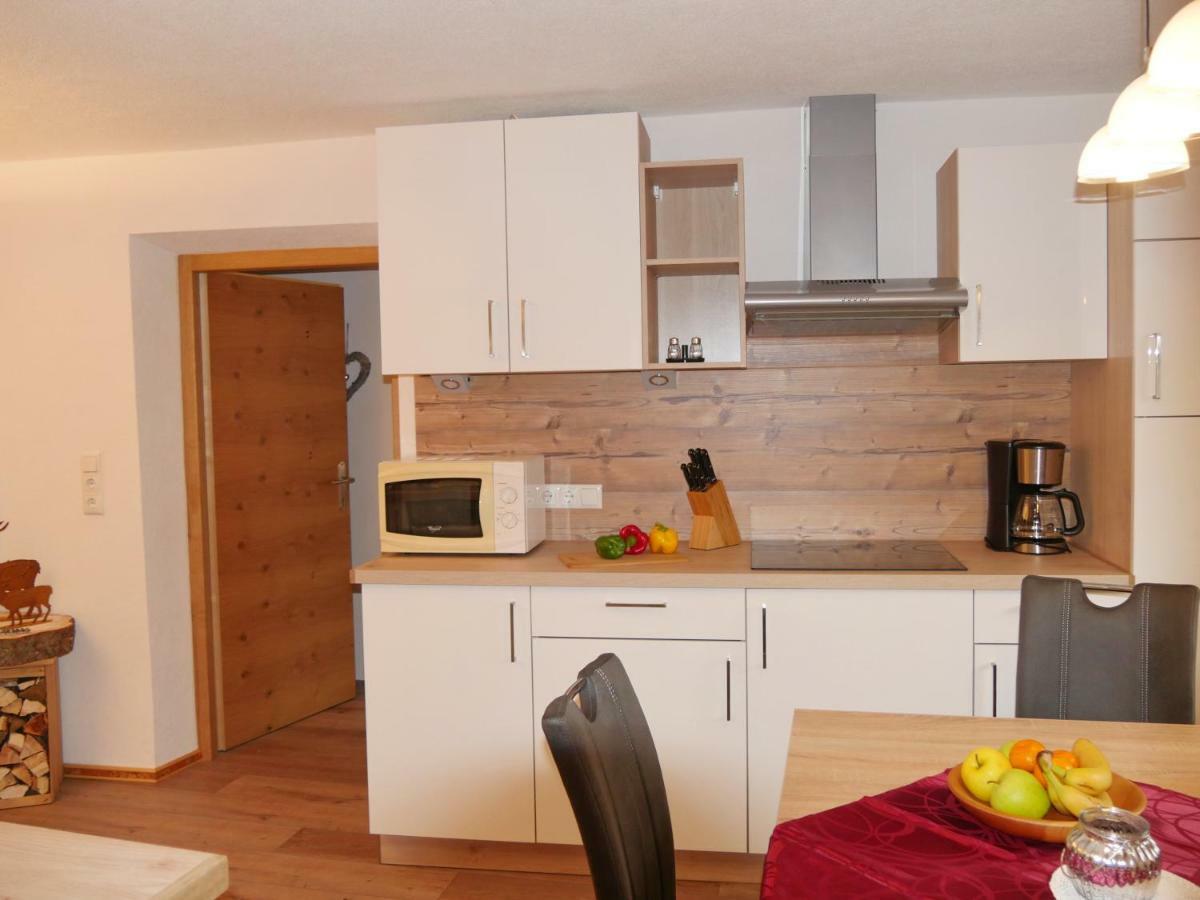 Appartement Haus Dilitz-Theiner - Bachbluete à Nauders Extérieur photo