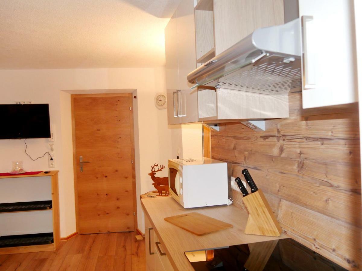 Appartement Haus Dilitz-Theiner - Bachbluete à Nauders Extérieur photo
